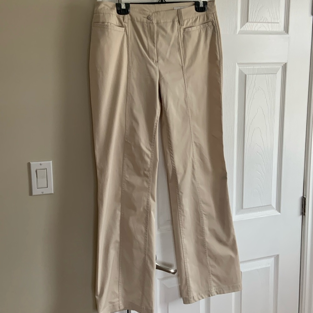 Callaway Ladies golf pants. Convertible to Capri length. Worn once. Like new